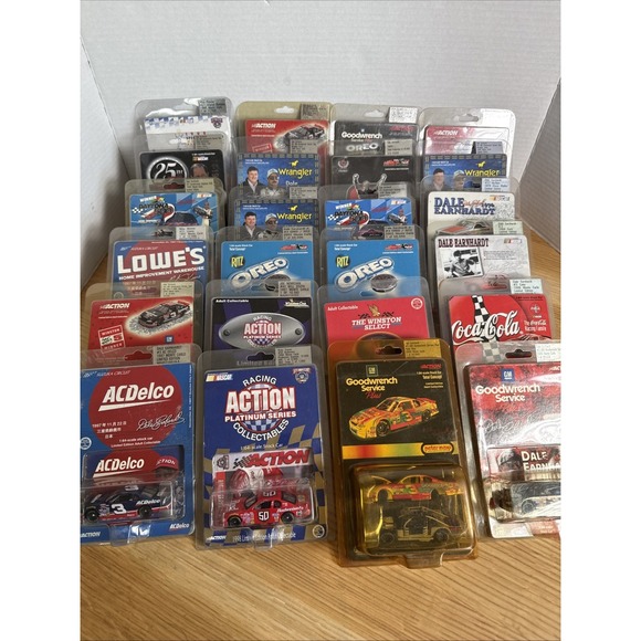 Mixed Lot Of24 1:6 Vintage NASCAR Collectables